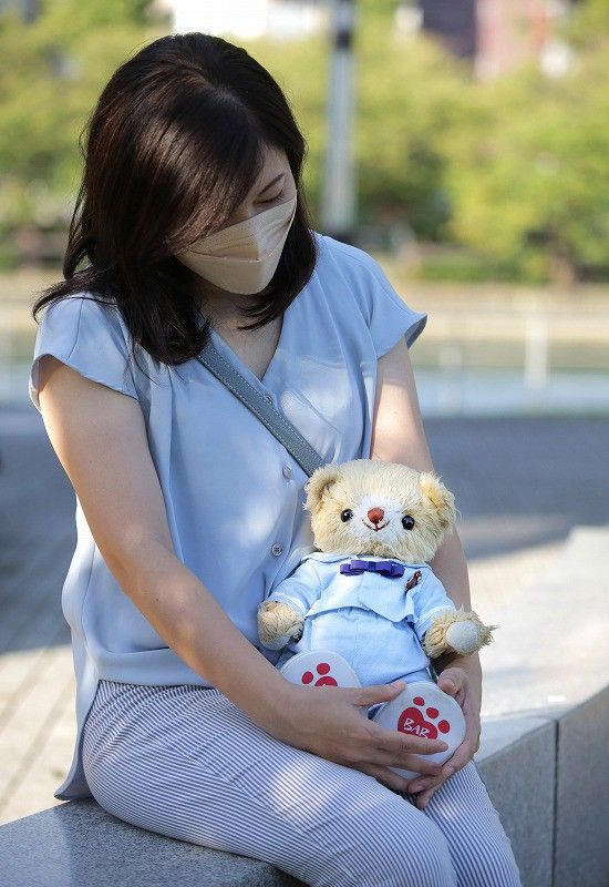 khach-hang-nhan-gau-bong-2